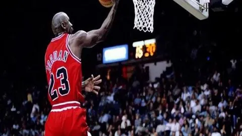 沙特门将将C罗视为偶像；沙特足球偏见问题受瞩目