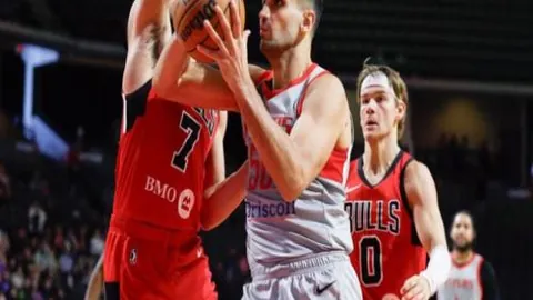 新疆队受重创：阿不都沙拉木和趙睿权缺席，邱彪深入分析影响